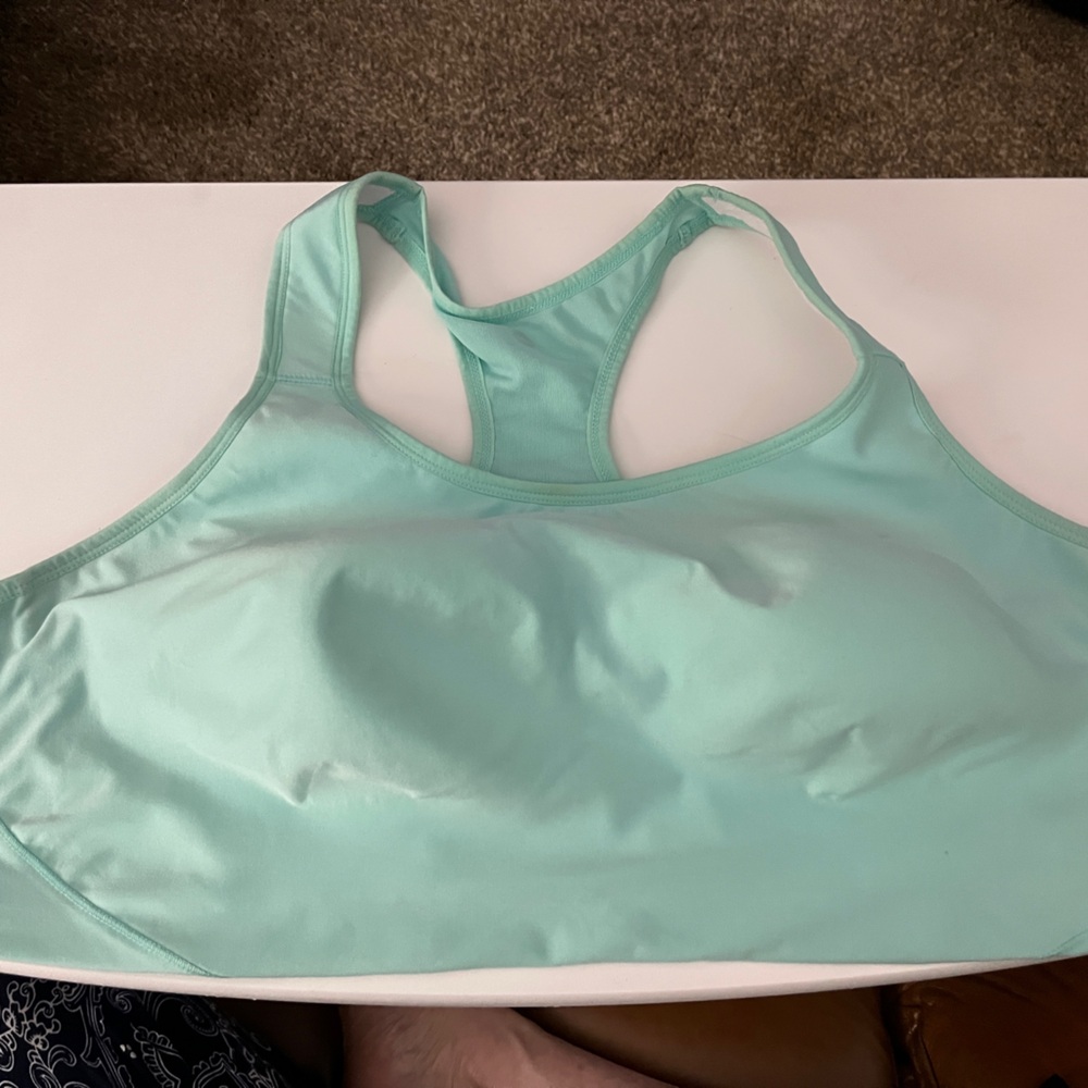 Avia 4x Mint green Seamless Racerback Sports Bra Padded cups wire free